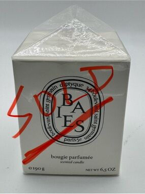 SOLD! Candle by Diptyque Cream Baies Candle inside decorative Box